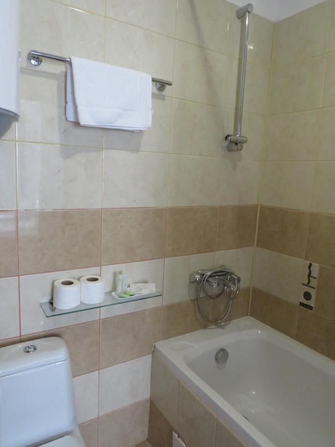 בורובץ Flora Violet Studio Apartment Nr 10 מראה חיצוני תמונה